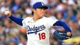 「山本由伸は7回途中5失点で降板　4勝目権利目前も、下位打線にメジャー初3被弾で逆転許す　大谷翔平の今季7号援護弾も」の画像1