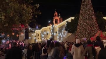 「平和への祈り」ガザ停戦の発効後 初のクリスマス ガザで戦闘からの避難民を保護の教会でもクリスマス祝う