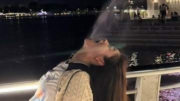 【 橋本環奈 】「絶対にこういう事したかったんです」旅先での “衝撃写真” を投稿　「こんな体張ってる橋本環奈初めて見たわw」絶賛コメント相次ぐ