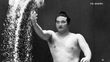 「心は青空です」――1勝15敗の天敵・千代の富士を破った、元大関若嶋津が残した“生涯最高の1分43秒”