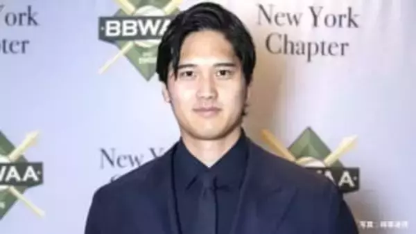 大谷翔平「愛する妻真美子、娘、そしてデコイへ 私のそばにいてくれてありがとう」英語で感謝のスピーチ デコイはMVD賞獲得