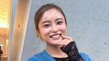 「【 小島瑠璃子 】　「やっぱり黒髪が好きですか？」ニューヘアー披露　髪色めぐる反響に「なんなのみんな！」と笑顔のツッコミ」の画像1