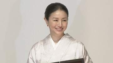 【 井川遥 】映画「平場の月」で主演女優賞〝これからの人生が映画の中で肉付きとなって花開いていくように精進したいです〟