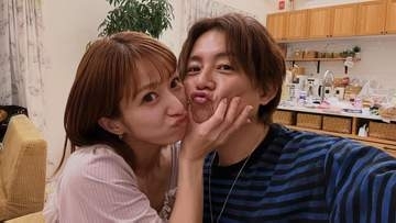 【 杉浦太陽 】辻希美との “ラブラブ夫婦ショット” 公開「ほのぼのしてる夫婦の姿です」　「結婚して19年。当たり前が当たり前じゃなくなってきた年月…だからこそ、大切に…」
