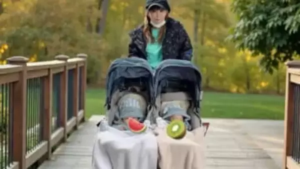 【 中川翔子 】「双子ベビーカーでお散歩」全貌公開　防寒ばっちり　フォロワー反応「しょこたんの双子を見るのが毎日の楽しみ」