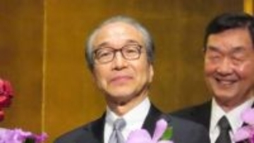 【 小日向文世 】 橋田賞受賞で「尻を叩かれた」大ベテランばかりの現場で妻役の戸田恵子も「久々に現場がピリピリ」
