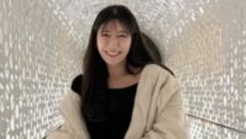 【穂川果音】大阪の高級ホテル『Ｗ大阪』を訪問「キラキラなコンセプト」「お部屋も鮮やかなインテリア」うどんもたこ焼きも