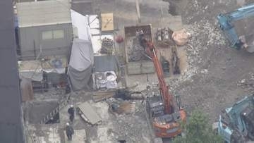 首に鉄筋が刺さる事故　50代くらいの男性作業員が死亡　東京・中央区のビル建設工事現場