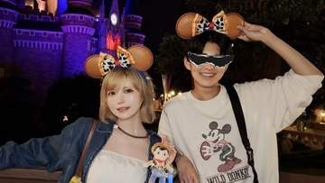 【 益若つばさ 】息子とディズニー満喫〝もぐもぐショット〟も公開で班反響「めちゃめちゃ可愛いすぎる」