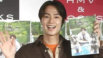 【 夏生大湖 】元現場監督の異色俳優が初写真集「一糸まとわぬ姿」披露　社長の愛犬との撮影に〝本番はすごく協力的で力を貸してくれた〟