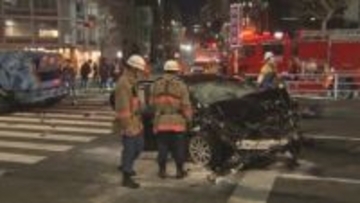 【速報】内閣府公用車7人死傷事故 “最高時速130キロ”“アクセル全開”で走行か 出発後30秒ほどで　警視庁が実況見分開始　東京・赤坂