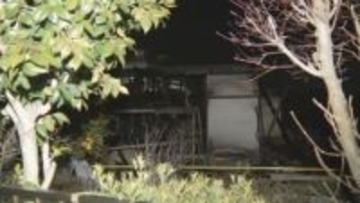 千葉・茂原市の刃物のようなものが刺さった女性の遺体が見つかった火事現場から新たに男性の遺体を発見　事件の可能性も視野に捜査　千葉県警