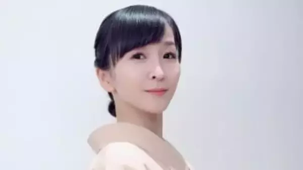 【 Perfume ・かしゆか】艶やかな和装姿を披露「新しい挑戦の年、馬のようにしっかりと踏みしめながら駆けていく」