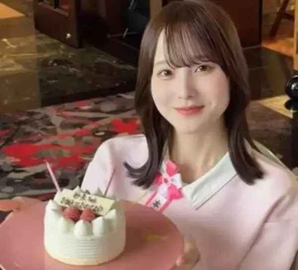 【 本田紗来 】　１９歳の誕生日　「本日の主役バッジも望結さんが付けてくれました」「10代ラストですﾄﾞｷﾄﾞｷ」