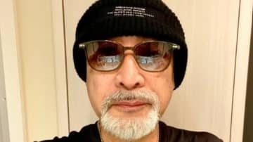 がんサバイバー【 桑野信義 】 「寛解を迎えられました」「がんサバイバー仲間の皆さん」「決して諦めずに闘いましょう」とエール