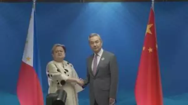 フィリピン外相　中国・王毅外相と会談 “強い抗議”表明　南シナ海でフィリピン隊員が暴行され負傷