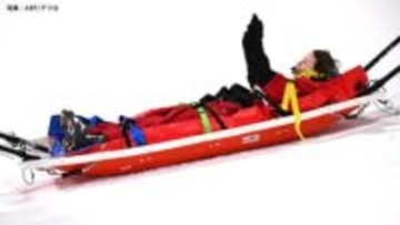 会場騒然…スキーハーフパイプで前回銀メダリスト・カナダの選手が頭部強打、担架で運ばれる【ミラノオリンピック】