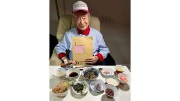 【 ドクター・中松 】　97歳でもパワフル　「本日は特許庁から登録証が来たおめでたい日だ」　栄養満点の食事・充実のアクションに反響