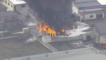 茨城県結城市のタイヤ販売店で火事　タイヤ約800本などが焼ける　従業員にけがなし