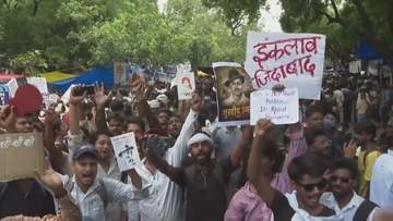 インド「ゴキブリ人民党」デモにモディ首相が反応　「若者の福祉と未来は最優先事項」