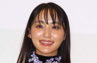 【 菅井友香 】　マンネリ解消に　「スカイダイビング」を提案　中村ゆりかと　映画『チェイサーゲームW』舞台挨拶で　真剣恋愛相談