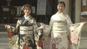 【 松田実桜・林芽亜里 】　成人を迎え抱負語る　「恋よりも仕事」　お酒の味も初体験　「プシュっと開けてクっと！」「久しぶりに味がある飲み物」