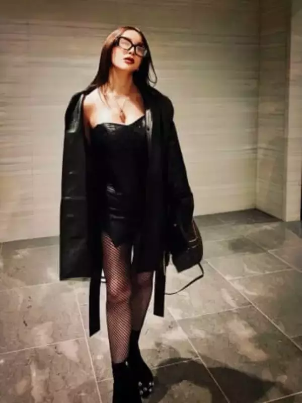 【 浜崎あゆみ 】　レディー・ガガ来日公演に感銘　「全ての人がたったひとつの事に全力で向かう姿が沁みました」　黒レザーの〝ガガ様スタイル〟で参戦報告