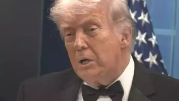 トランプ大統領　イランから「国家が崩壊状態にあると連絡」とSNSに投稿　具体的な中身や誰からの連絡かは明かさず