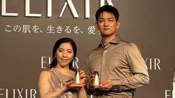 〝りくちゃんには絶対貸さない〟【りくりゅう】婚約発表後 初の公の場でじゃれ合い ステージ裏側で優しくエスコートも