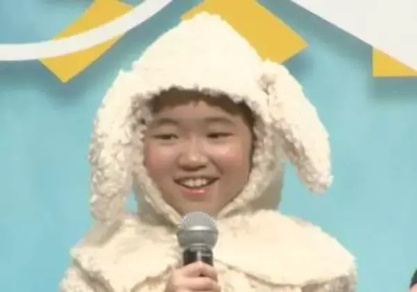 【 永尾柚乃 】　可愛らしい「ひつじ」衣装で登場も…本物の「ひつじ」さんの落とし物に困惑「スタイリストさん、ごめんなさい！」
