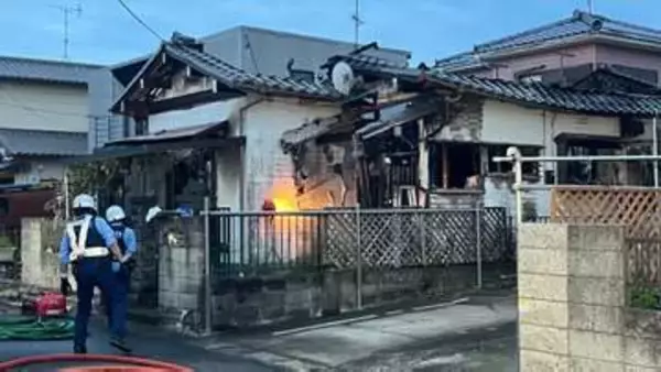 焼け跡から2遺体見つかる　千葉・東金市の住宅で火事　住人とみられる高齢女性と娘の2人と連絡取れず　警察が身元確認を進める