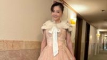 【 華原朋美 】　「とっても幸せな心に残るお時間」沖縄でディナーショー開催　ピンクと赤の華麗なドレスで観客を魅了