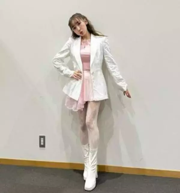 【 加護亜依 】　イベント出演時のオフショットに　ファン反響　「桜の妖精みたい」「いつまでも魅力的」