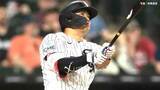「村上宗隆 3試合ぶりの12号アーチ！13戦8発でシーズン67本ペース、ついにリーグ単独トップ、ルーキー日本選手最多HR記録まであと10本」の画像1