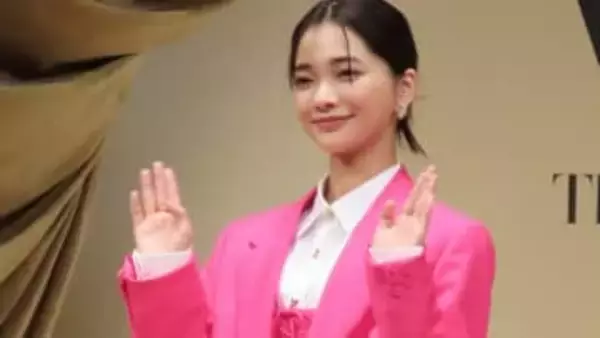 【 見上愛 】2025年は「見たことない景色がいっぱい見られた」 陶芸にも意欲「展示会とかもしたい」