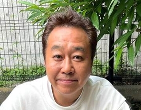 【 三村マサカズ 】　ライブ中の地震受け　「震源地近くの方、大丈夫でしょうか。舞台もけっこう揺れたので、心配してます。40年近くライブやっていて初めての経験でした」　想い綴る　ファンからは　「命第一の対応に感動しました」