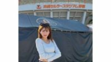 【 中川安奈 】 「巨人キャンプを見に那覇へ」「選手たちの練習を見ながら色々学ばせていただき、幸運で贅沢なひとときでした！」　プライベートで「弾丸で行ってきました」