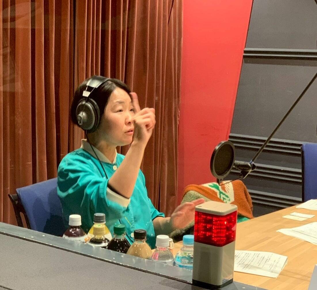 イモト、3メートルの大蛇に遭遇