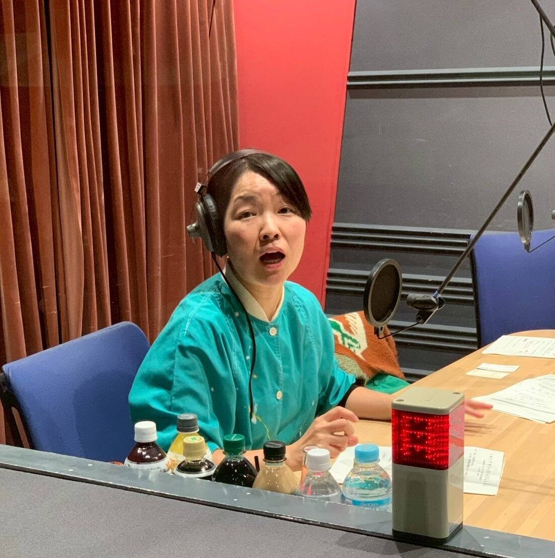 イモト、3メートルの大蛇に遭遇