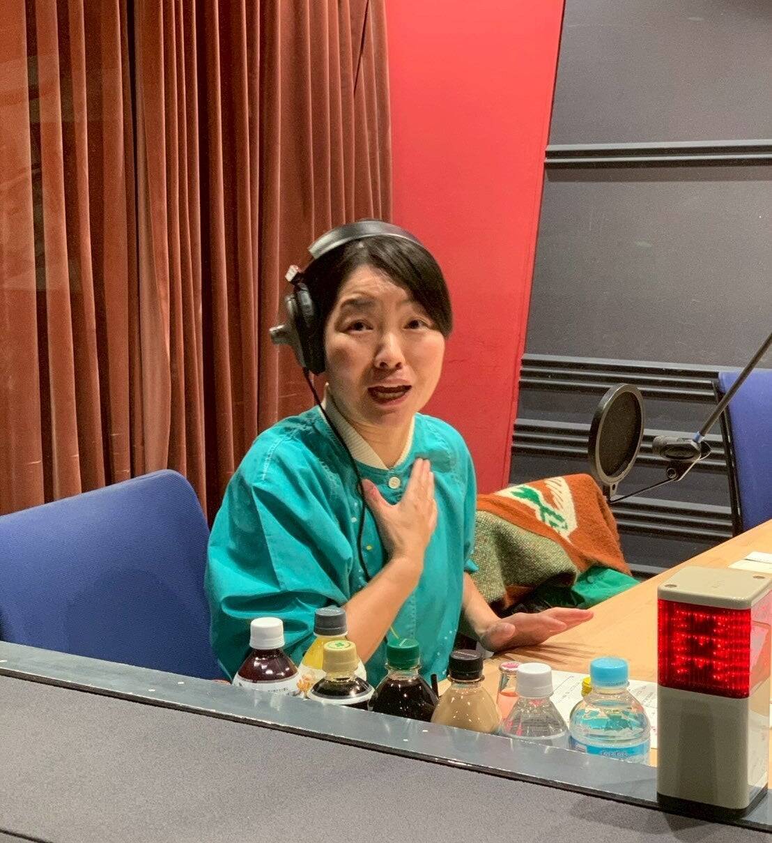 イモト、3メートルの大蛇に遭遇