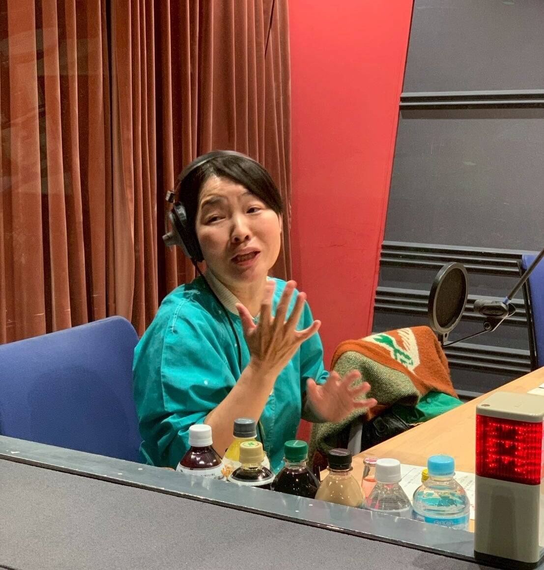 イモト、3メートルの大蛇に遭遇