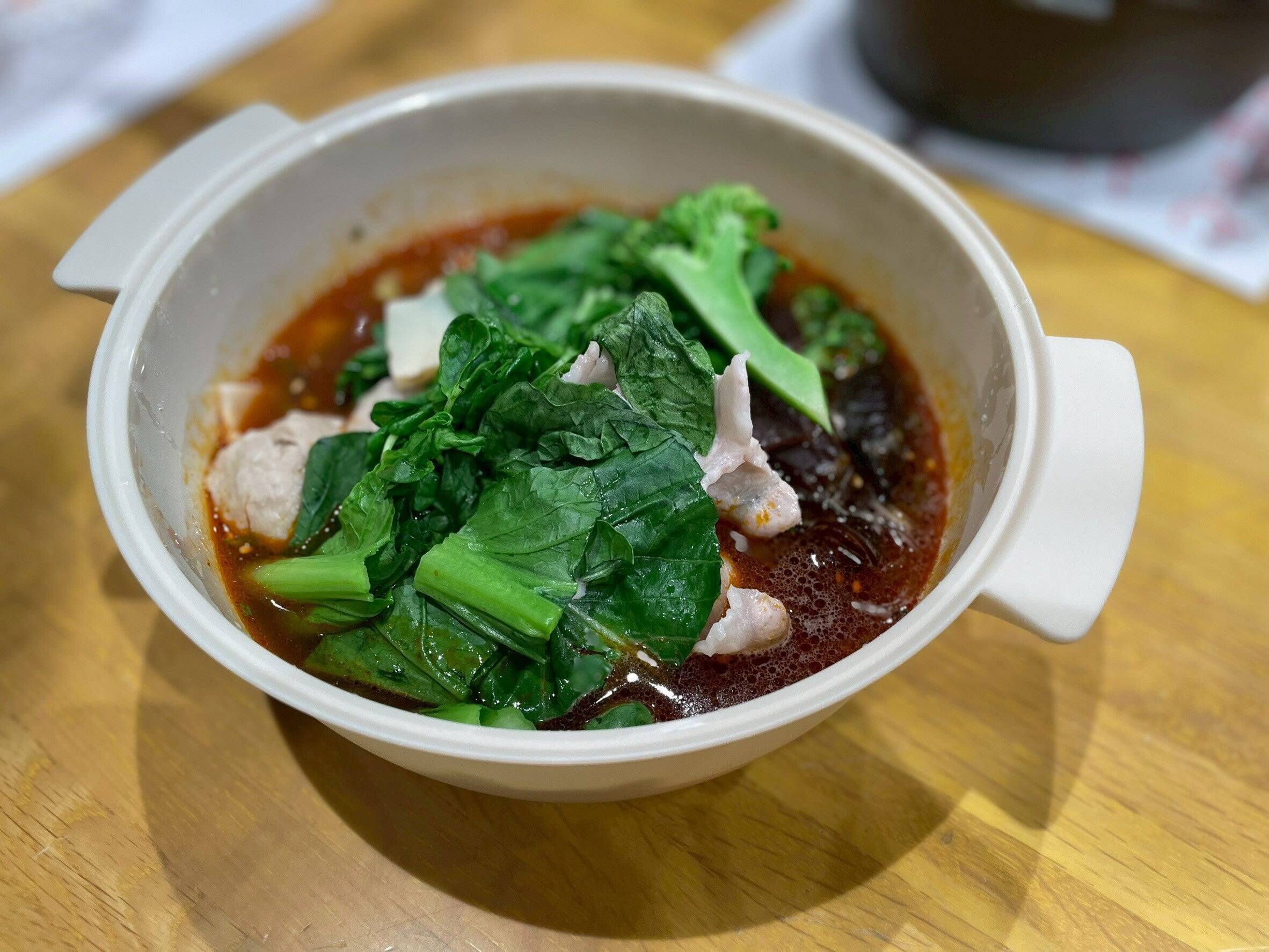 麻辣湯好きや袋麺ユーザーに！3COINSの"ザル付きビストロヌードル"が便利
