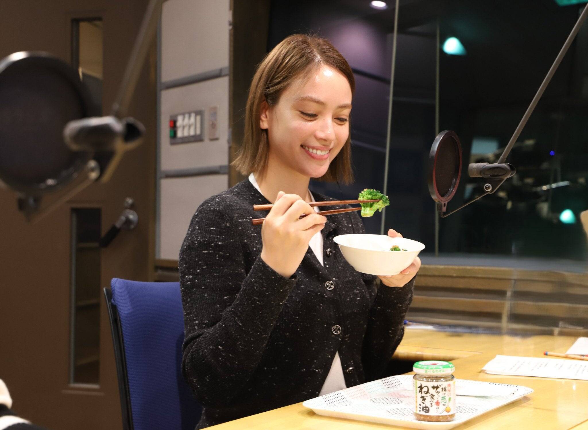 レンチンして"食べるねぎ油"を和えるだけお手軽レシピ！ブロッコリーねぎ油和え