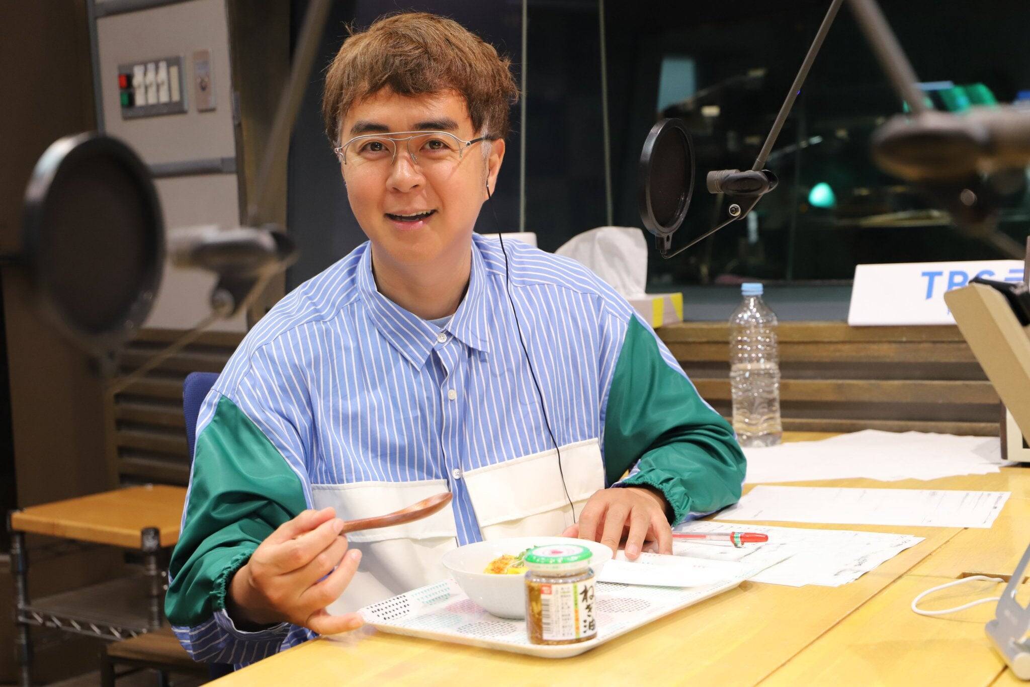 トロトロの玉子に「食べるねぎ油」のザクッと食感が良く絡む！【卵丼】