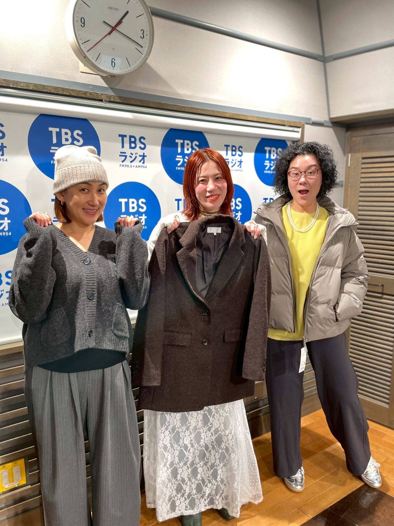 ジャケットとコートのいいとこ取り　ジャコットを活用しよう