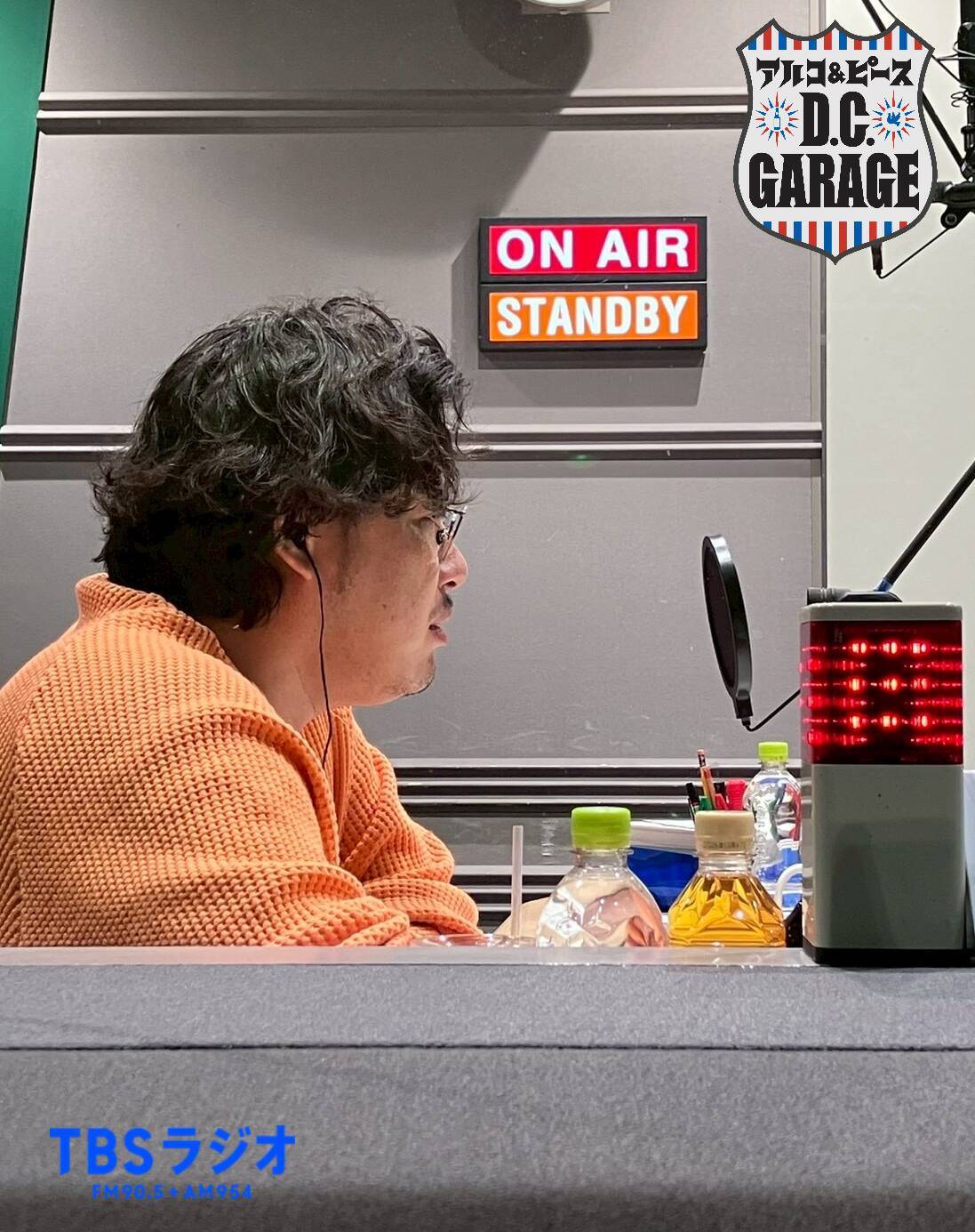 この番組、"パーカーを着て帽子をかぶるのはマナー違反"がバズってます。