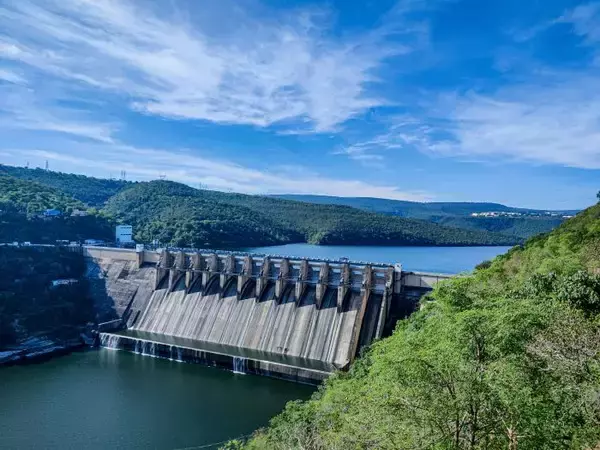 ダムに名前をつける時代　埼玉県の水辺施設ネーミングライツ