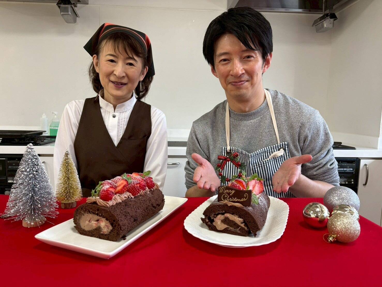 TBS杉山真也アナが本気作った「米粉のショコラベリーロール」がすごい!!