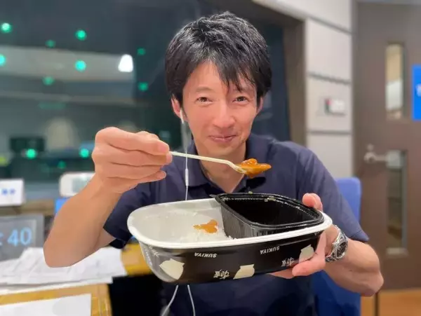究極の4択！どんぶりチェーンのカレー 食べ比べ！