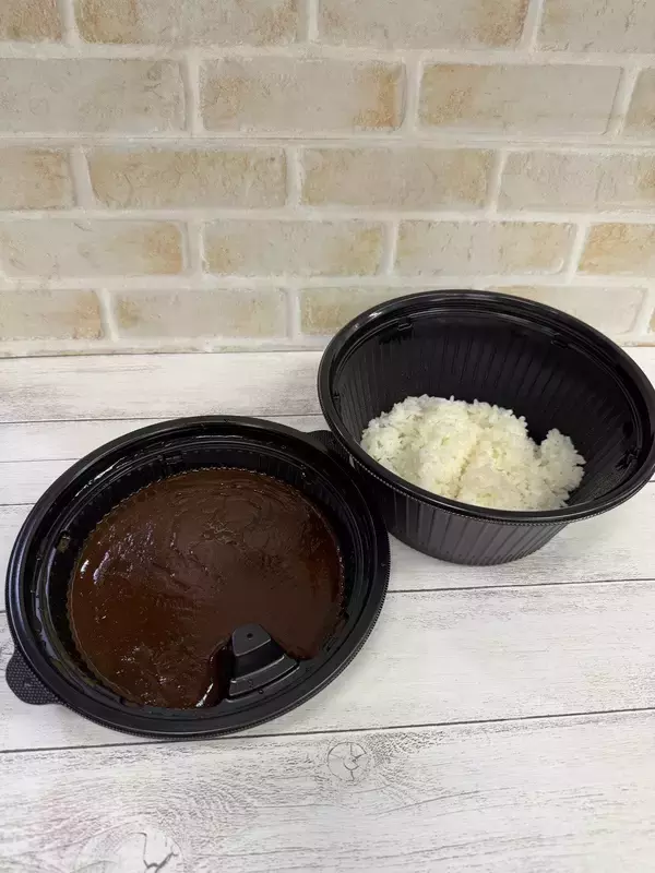 「究極の4択！どんぶりチェーンのカレー 食べ比べ！」の画像